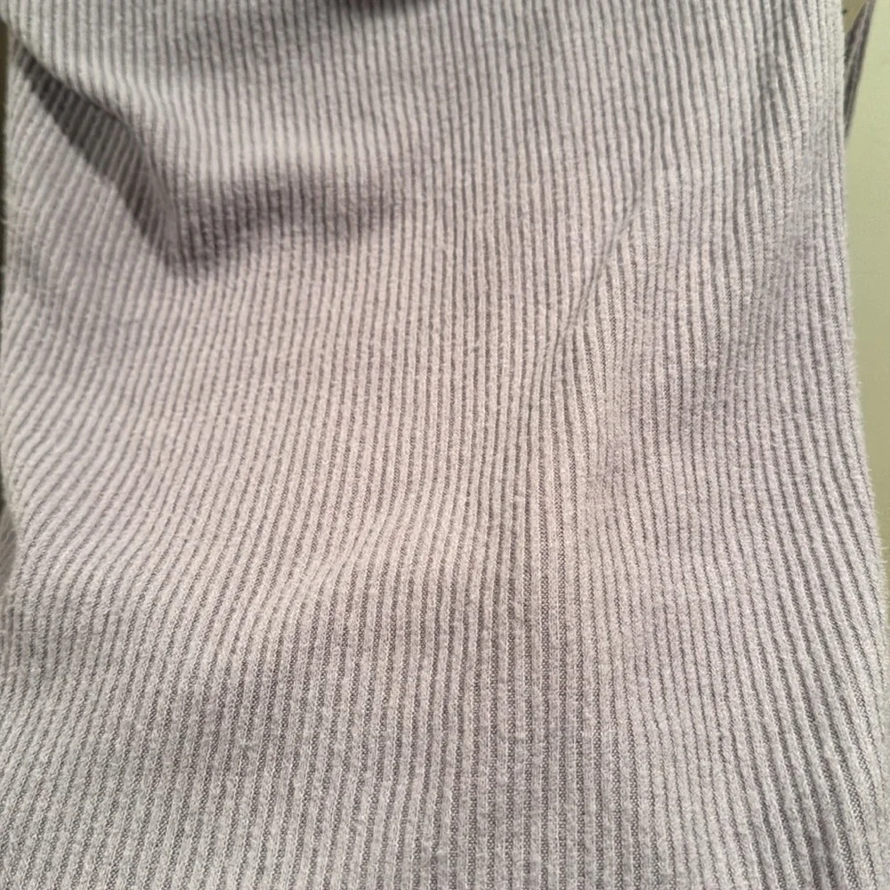 NWT We the Free Snowbunny Pirple Smoke Top Medium - Picture 4 of 6